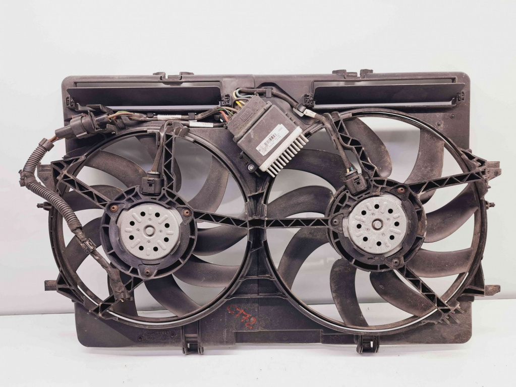 Electroventilator Audi Q3 (8UB) [Fabr 2011-2018] 8K0121003AD 2.0 TDI CFFB 103KW / 140CP 2.0 TDI CFFB 103KW / 140CP