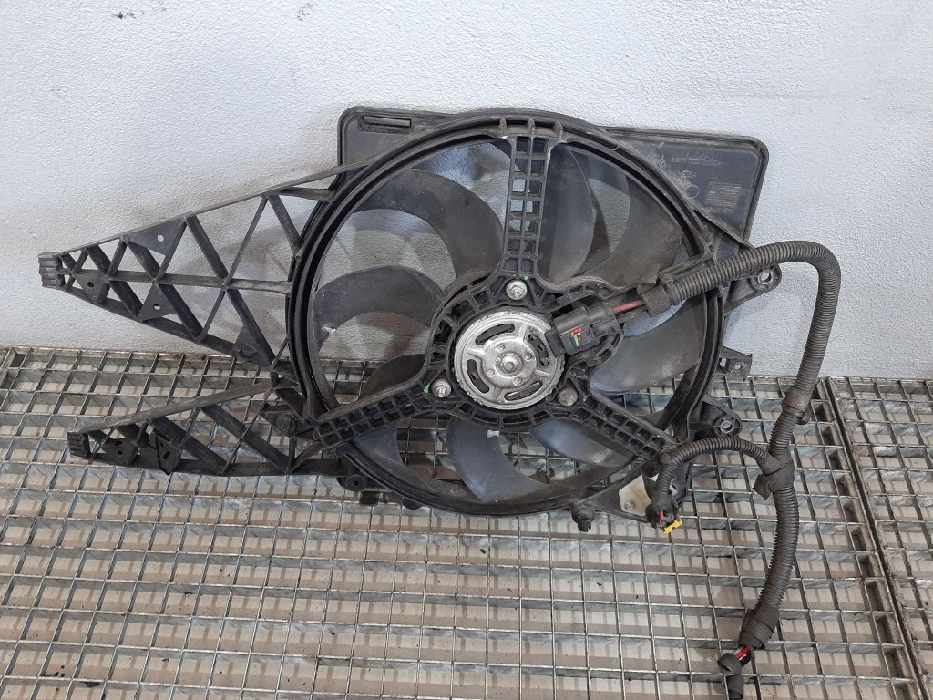 Electroventilator clima ac 1.3 d mjt fiat grande punto 199 871300200