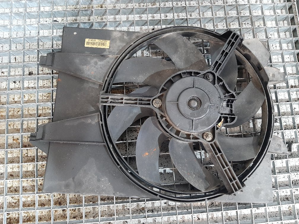 Electroventilator clima ac ford fusion fiesta 1.4 tdci 4s6h-8c607- ac cu defect