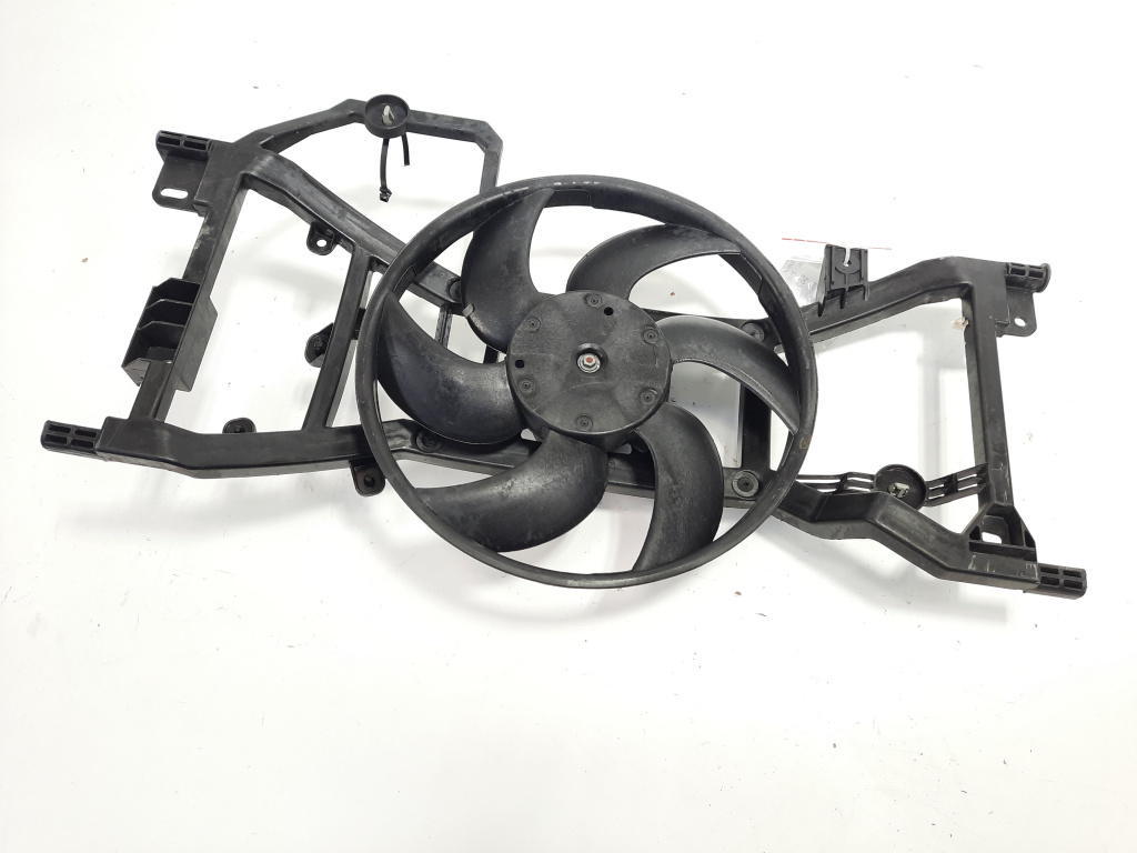 Electroventilator, cod 214810048R, Dacia Logan 2, 1.2 16V benz, D4F732 (idi:562746)