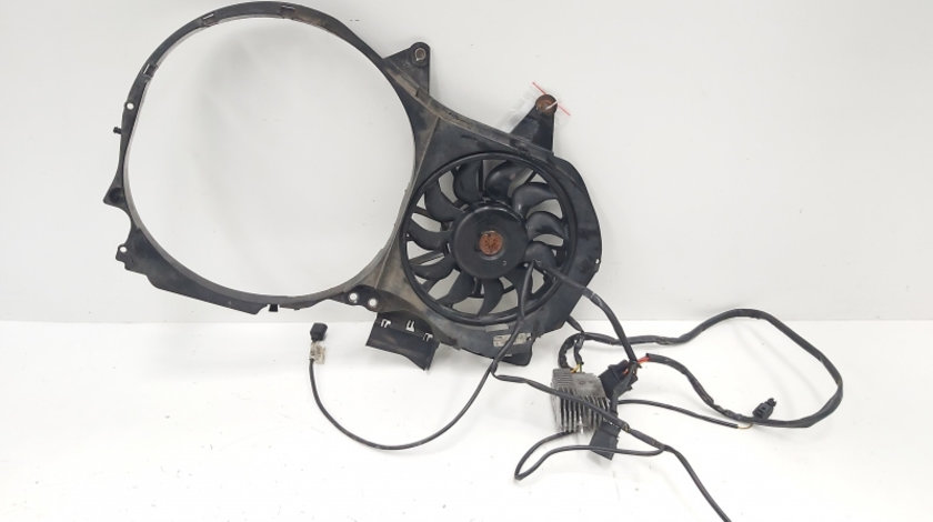 Electroventilator cu releu, cod 8E0121205T, Audi A4 (8E2, B6), 1.9 TDI (id:638172)