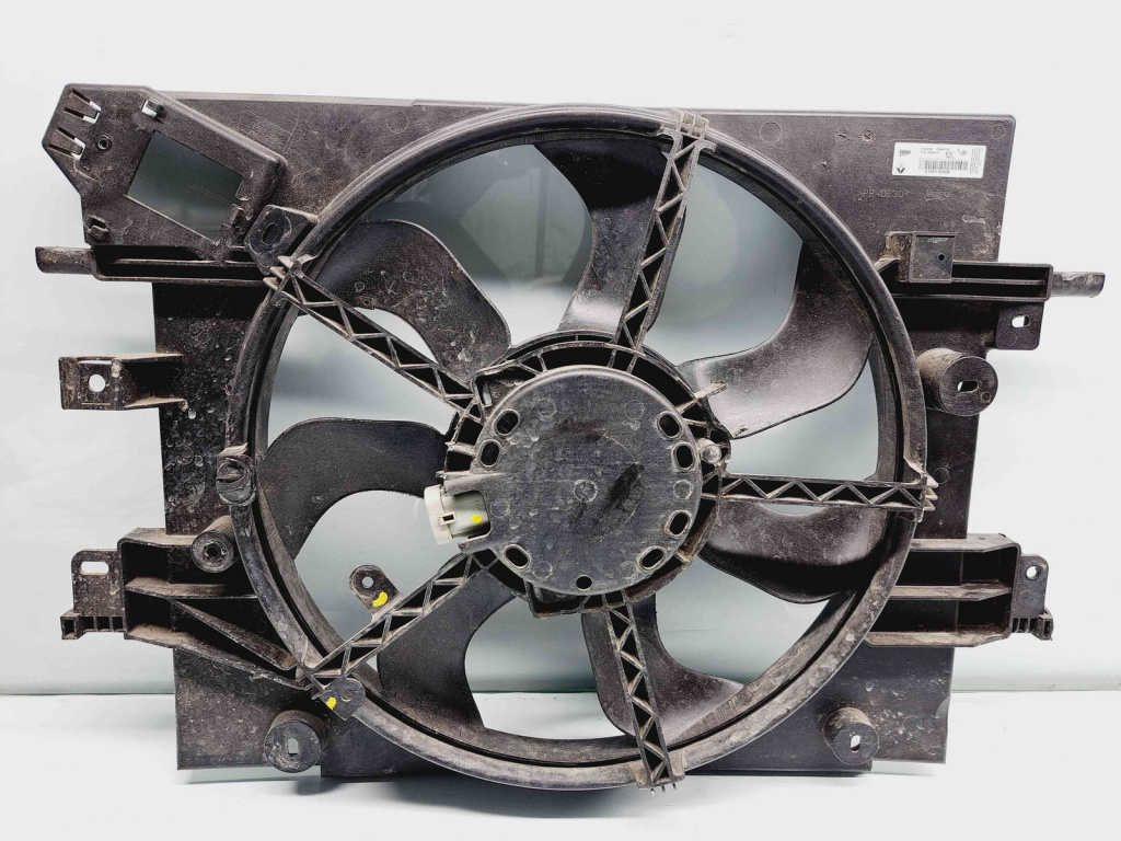 Electroventilator Dacia Duster 2 [Fabr 2017-2023] 214811626R 1.3 Benz H5H470 96KW / 130CP 1.3 Benz H5H470 96KW / 130CP
