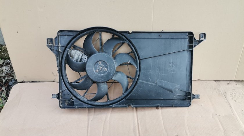 Electroventilator Ford Focus 2 II C-Max cod 3M5H8C607RH, 0130307072, 3135103743