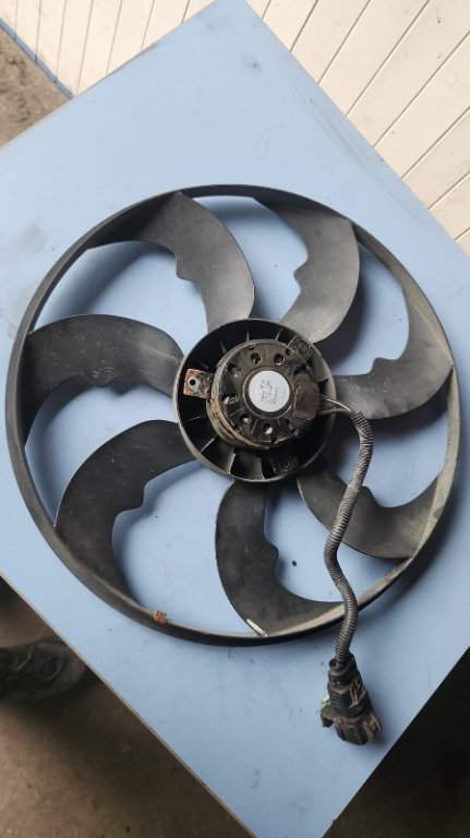 Electroventilator Hyundai I40 1.7 CRDI D4FD 2012 Cod : 3137230101