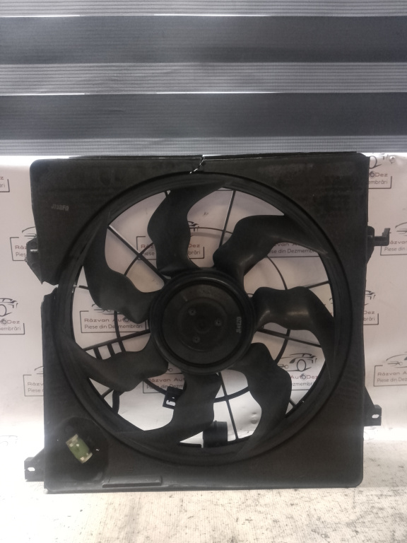 Electroventilator Hyundai Ix 35 1.7 Motorina 2014, CARCASA DEFECTA