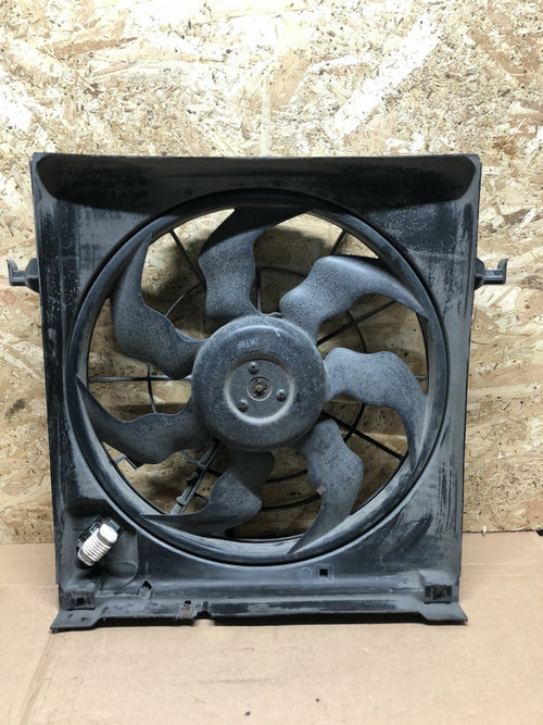 Electroventilator Kia Ceed 1.6 crdi 08 combi 2008 (cod intern: 12939)