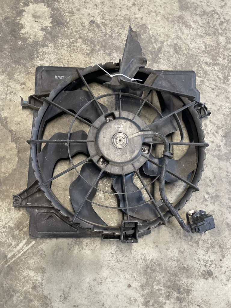Electroventilator Kia Optima 1.7 Motorina 2017, CU CARCASA RUPTĂ