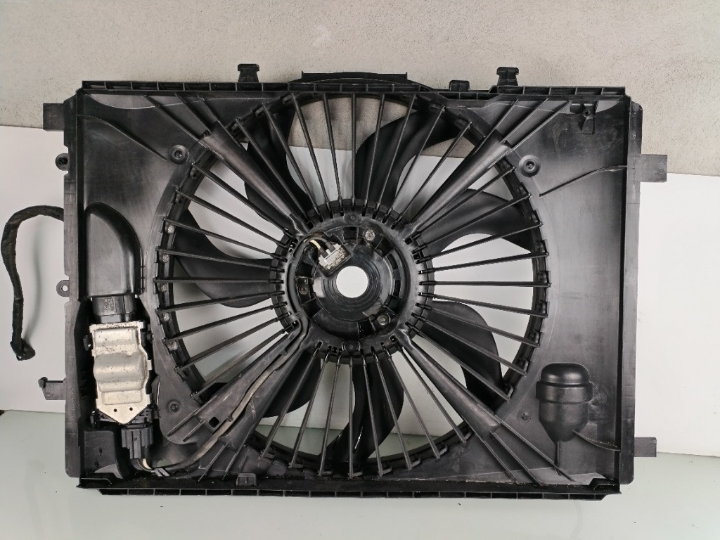 Electroventilator Mercedes A Class W176 1.6B A2045001255