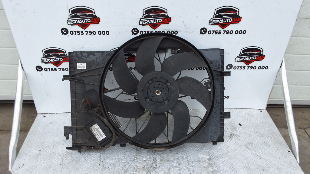 Electroventilator Mercedes-Benz C-Class (2001-2007) [W203] 2.2 Motorina 2003, A2035000293