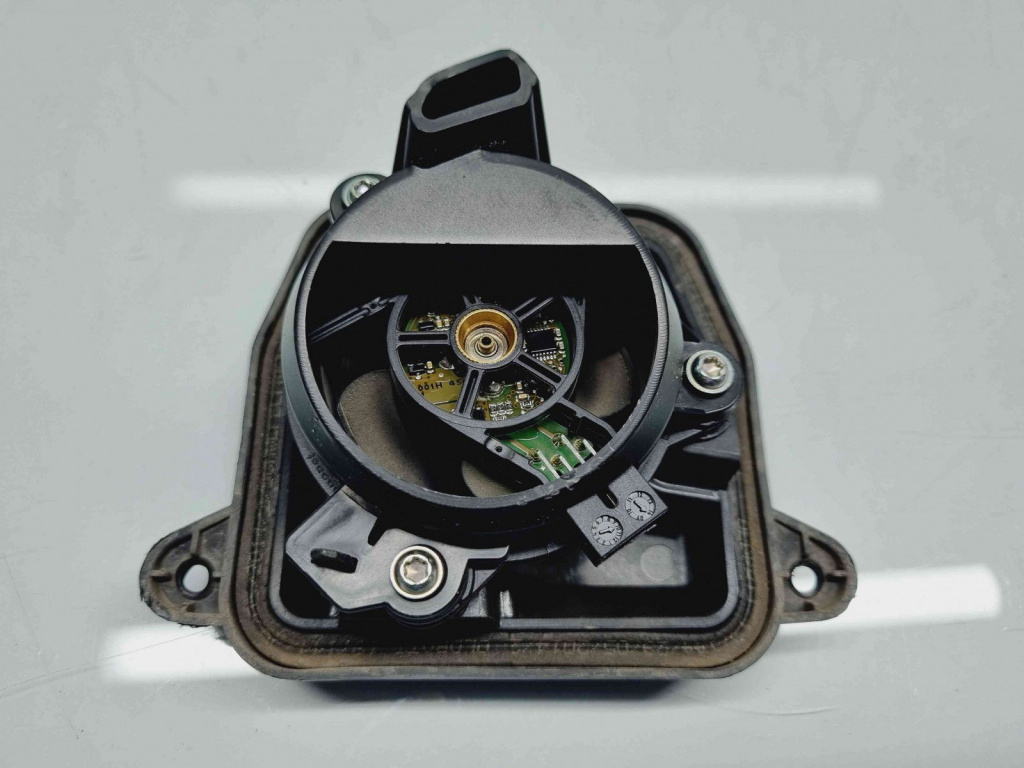 Electroventilator Mercedes Clasa E Coupe (C207) [Fabr 2009-2016] 186059-01 186032-01 2.2 CDI 651911 2.2 CDI 651911 143KW / 194CP