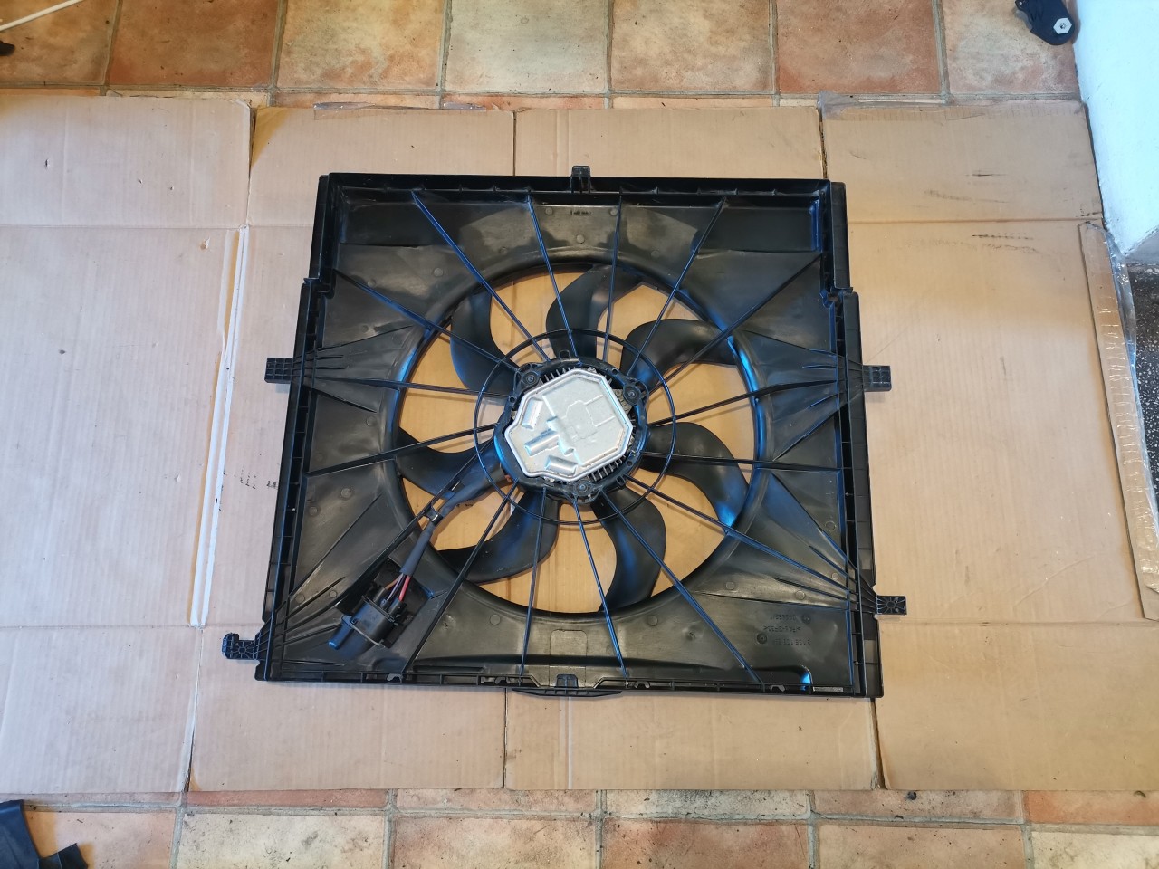 Electroventilator Mercedes V-class W447 Vito, Viano (2015-2017) cod A4479060012