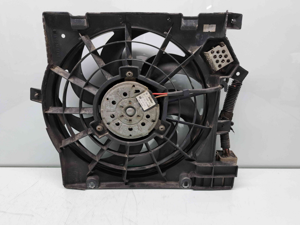 Electroventilator Opel Zafira B (A05) [Fabr 2006-2011] 0130303302 1.9 CDTI Z19DT 88KW / 120CP