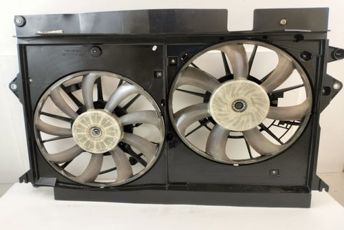 Electroventilator Racire 2.0 d mf422750 Toyota Avensis T27 II generation [2015 - 2018]