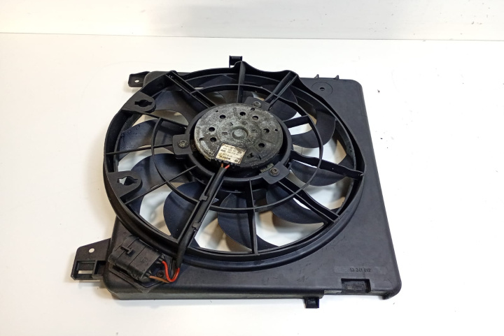 Electroventilator Racire 24467444 Opel Astra H [2004 - 2007]