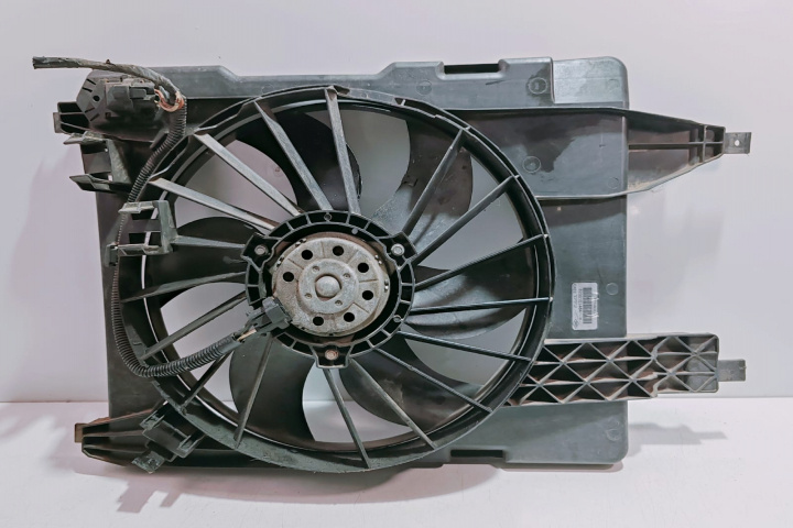 Electroventilator racire 8200151464B Renault Megane 2 [2002 - 2006]