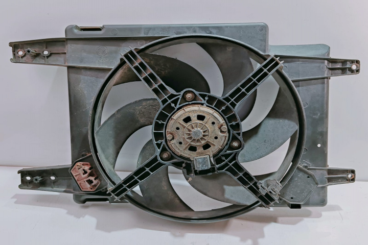 Electroventilator racire 8240369 Alfa Romeo 156 932 [1997 - 2007]