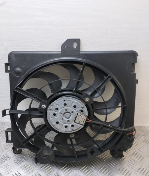Electroventilator racire apa motor 130303304 Opel Astra H [2004 - 2007]