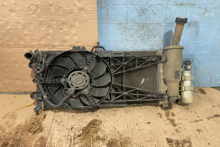 Electroventilator racire motor Fiat Punto 2 [1999 - 2003] Hatchback 1.2 MT (80 hp)