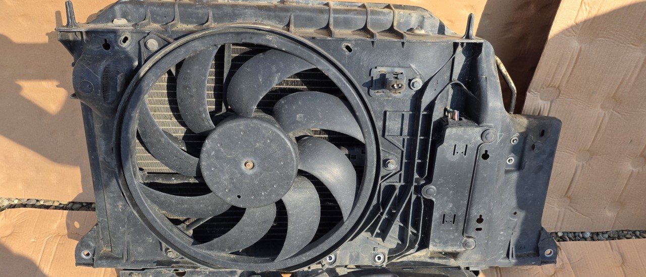 Electroventilator racire Peugeot 206 Plus 1.4 benzina 2009 2010 2011