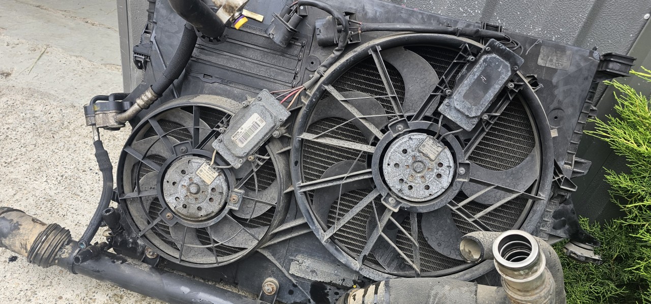 Electroventilator racire Vw Touareg 7L 2.5 TDI BAC 2004 2005 2006