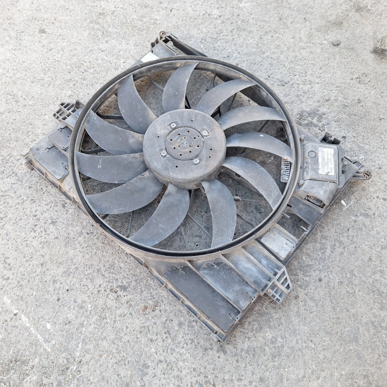 Electroventilator Radiator Mercedes-Benz E-Class (W211) 2002-2009 A1645000393, A1645000393, A2205000293, 374456, 885004125, 04416316, G128Y27, 885722003, 885002961, Ec128Y27 Temic