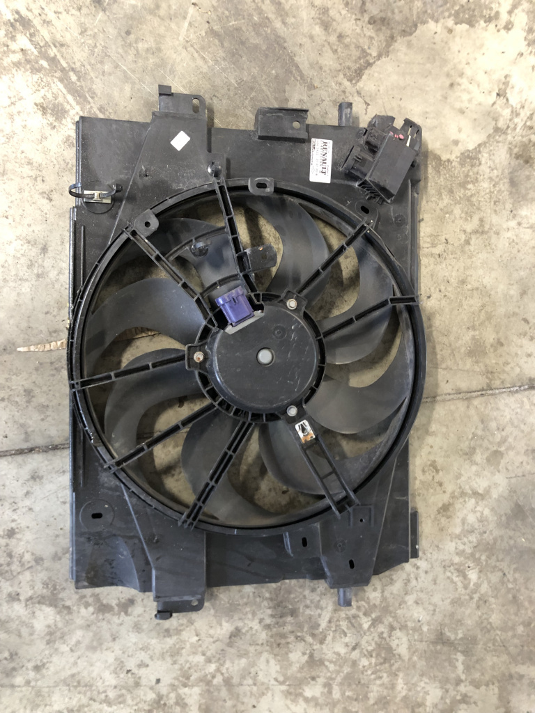 Electroventilator Renault Captur 0.9 Benzina 2018, 214818009R