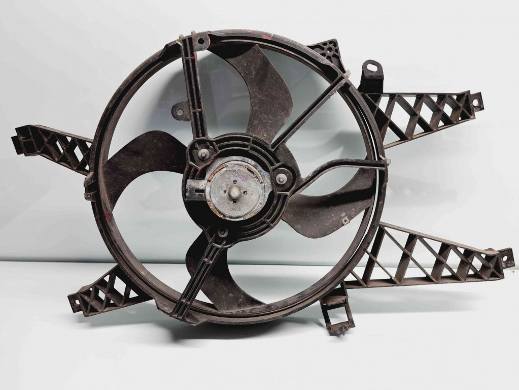 Electroventilator Renault Clio 3 [Fabr 2005-2012] 1831476000 1.2 Benz D4F740 55KW / 75CP 1.2 Benz D4F740 55KW / 75CP