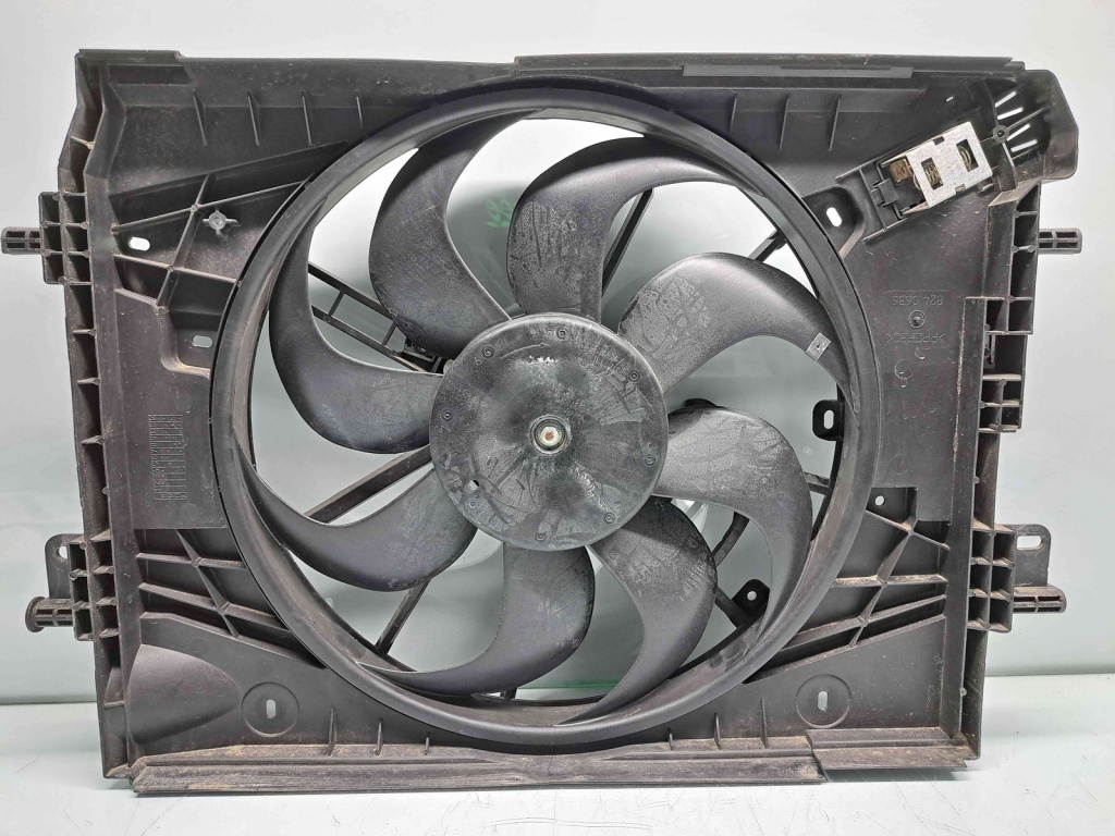 Electroventilator Renault Clio 4 (B98) Hatchback [Fabr 2012-2020] 214818009R 1.5 DCI K9K628 55KW / 75CP