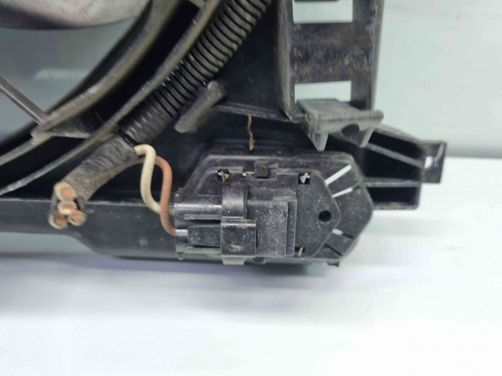 Electroventilator Renault Scenic 2 [Fabr 2003-2008] 8200151465A 1.6 Benz K4M766 1.6 Benz K4M766 77KW / 105CP