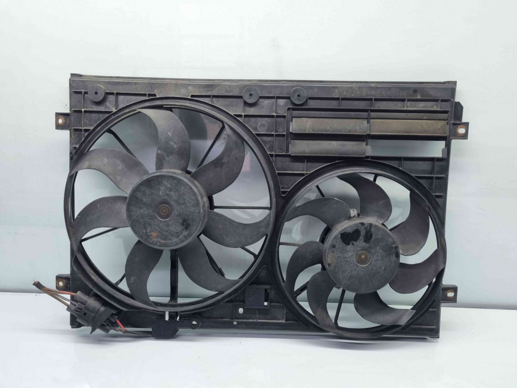 Electroventilator Seat Leon (1P1) [Fabr 2005-2011] 1K0121207AA 2.0 TDI BKD 103KW / 140CP