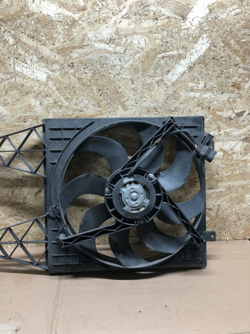 Electroventilator Skoda fabia 1.4 tdi hatchback 2008 (cod intern: 12819)