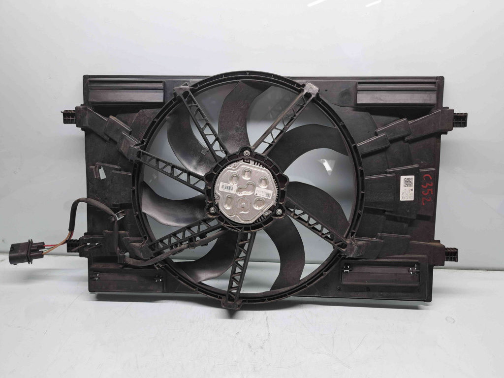 Electroventilator Skoda Octavia 3 (5E3) Facelift [Fabr 2012-2020] 5Q0121207BK 1.4 TSI CZDA 110KW / 150CP