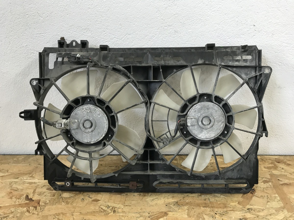 Electroventilator Toyota Avensis T25 facelift combi 2008 (422750)