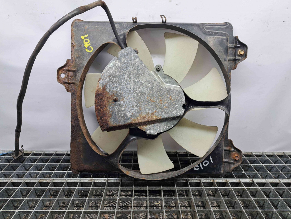 Electroventilator Toyota Rav 4 II (CLA2, XA2, ZCA2, ACA2) [Fabr 2000-2006] OEM 2.0 2.0 110KW / 150CP