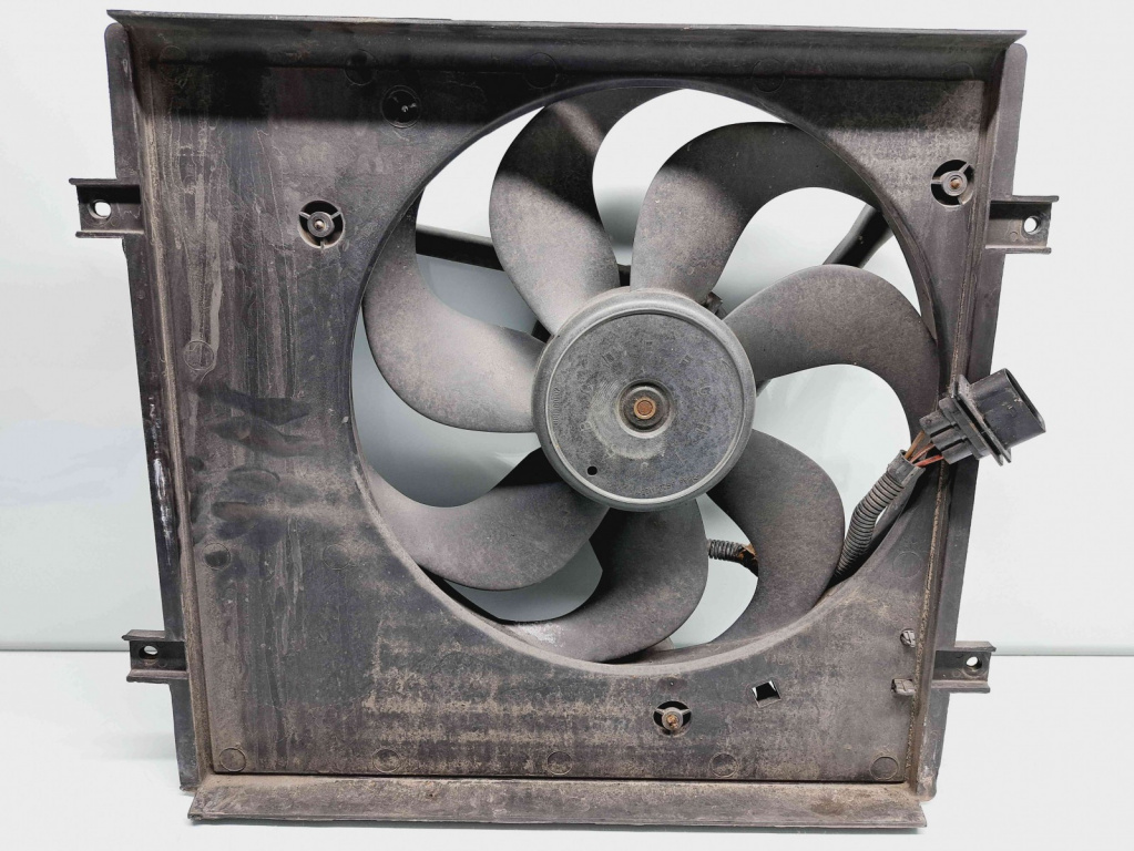 Electroventilator Volkswagen Fox (5Z1, 5Z3) [Fabr 2003-2011] 600121207E 1.4 Benz BKR 55KW / 75CP 1.4 Benz BKR 55KW / 75CP