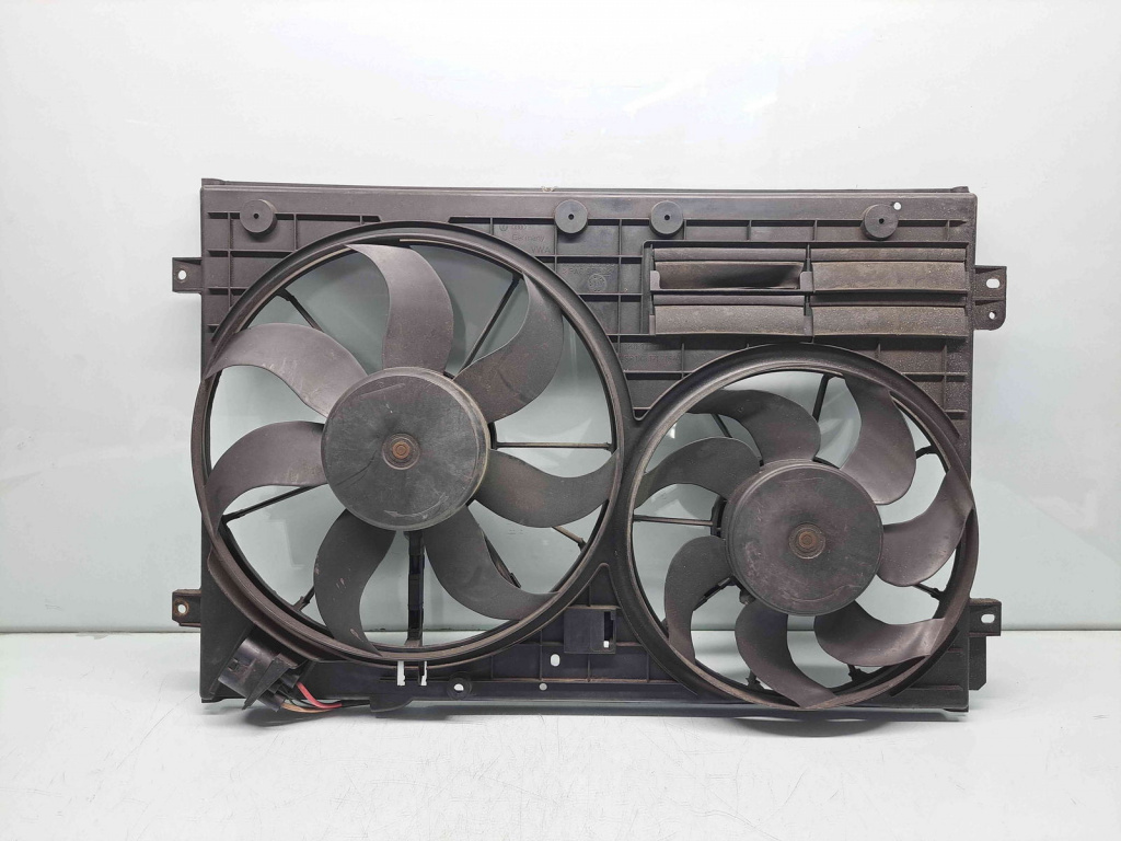 Electroventilator Volkswagen Passat B7 (362) [Fabr 2010-2014] 1K0121207BC 2.0 TDI CFFB 103KW / 140CP