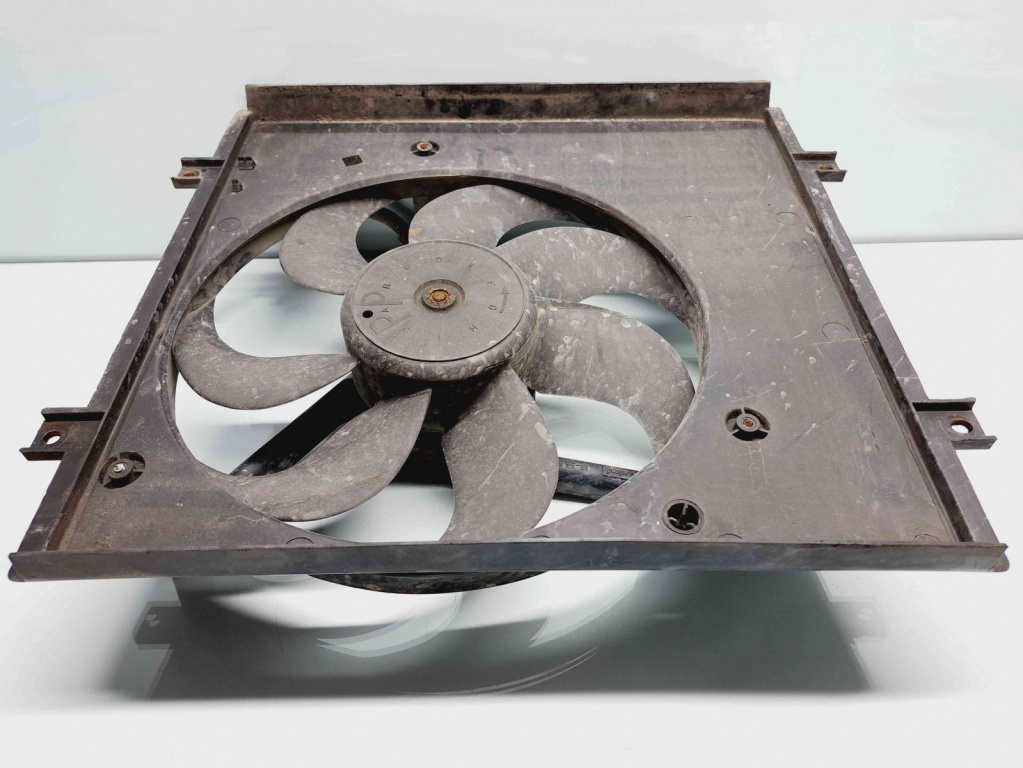 Electroventilator Volkswagen Polo (9N) [Fabr 2001-2008] 881061409 1.2 Benz BME 47KW / 64CP 1.2 Benz BME 47KW / 64CP