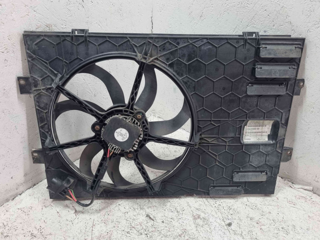 Electroventilator Volkswagen Transporter 5 Facelift [Fabr 2004-2013] 7E0121207B 2.0 TDI CAAC 103KW / 140CP