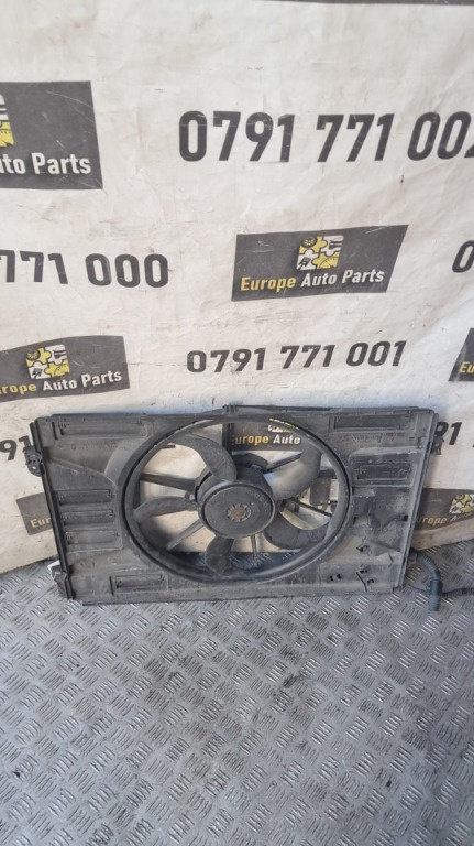 Electroventilator VW Golf 6 1.6 TDI an 2011 cod 1K0121203N / 1137328616