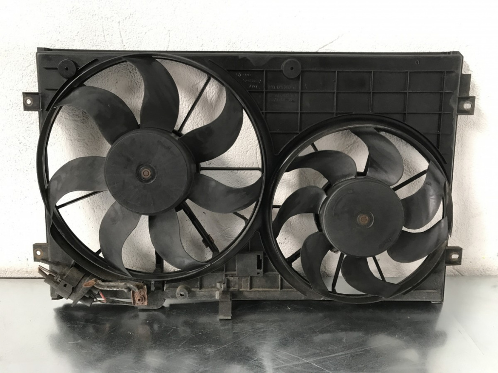 Electroventilator VW Passat b6 2.0FSI, BLR sedan 2006 (1K0121207T)