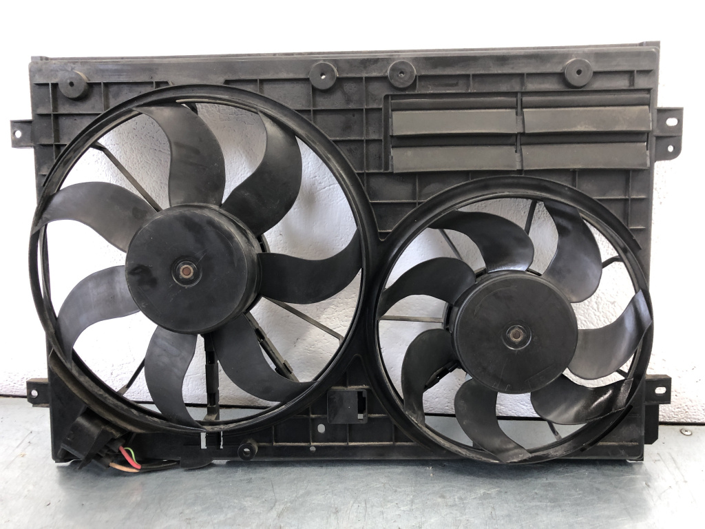 Electroventilator VW Passat B7 2.0TDI Manual 140cp sedan 2013 (1K0121205AD)