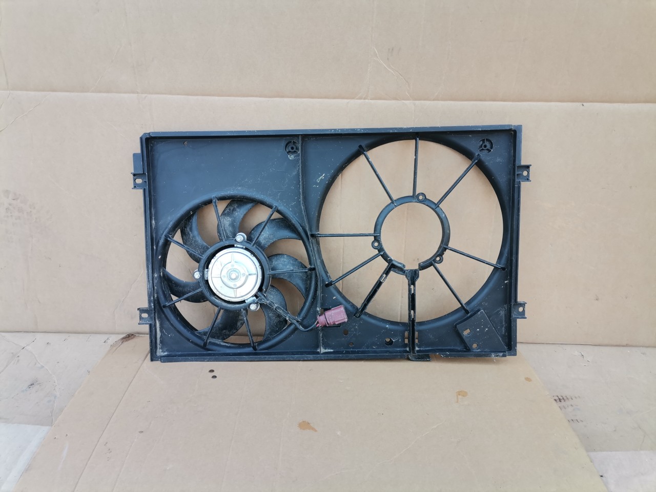 Electroventilator VW Touran (2003-2010) Audi A3 8P cod 1K0121207T