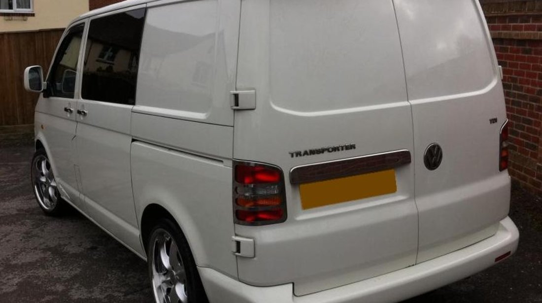 Eleron adaos luneta tuning spoiler Volkswagen Transporter Multivan Caravelle T5 2003-2015 v3