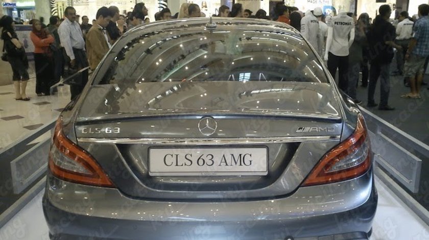 Eleron CLS W218 Model Amg Plastic Abs