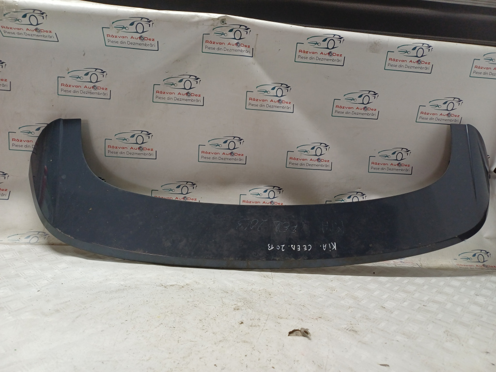 Eleron haion Kia Ceed - Motorina 2013, -