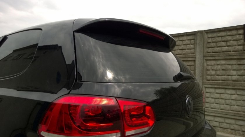 Eleron haion VW Golf 6 model GTI din fibra de sticla