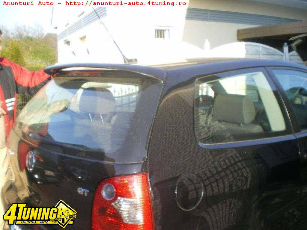 Eleron hayon luneta VW Polo 2003