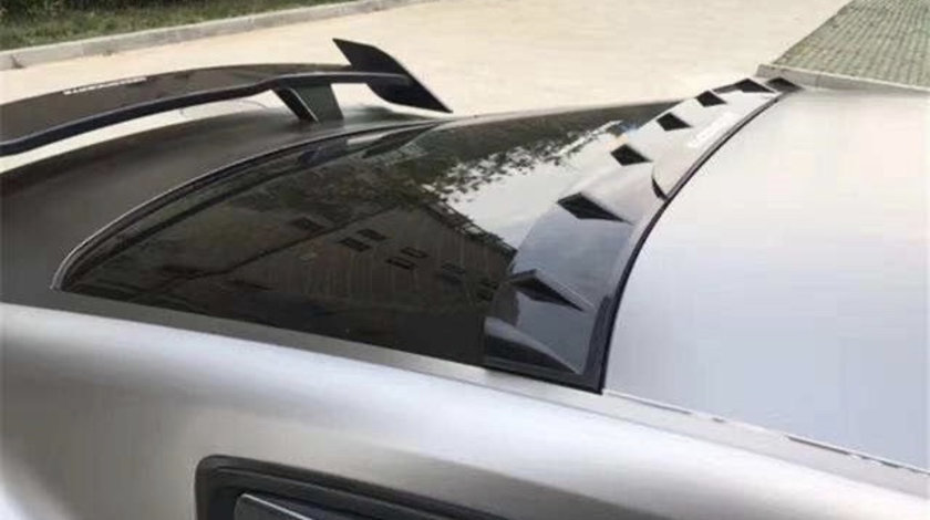 Eleron luneta Ford Mustang Fastback 2015-2021 v8