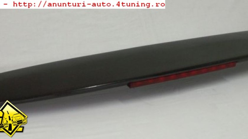 Eleron luneta hayon Renault Twingo