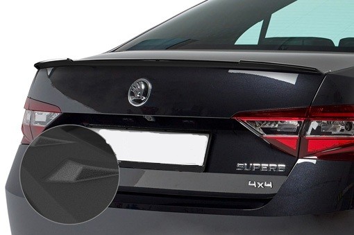 Eleron negru lucios Skoda Superb III Tip 3V Limo (15+)